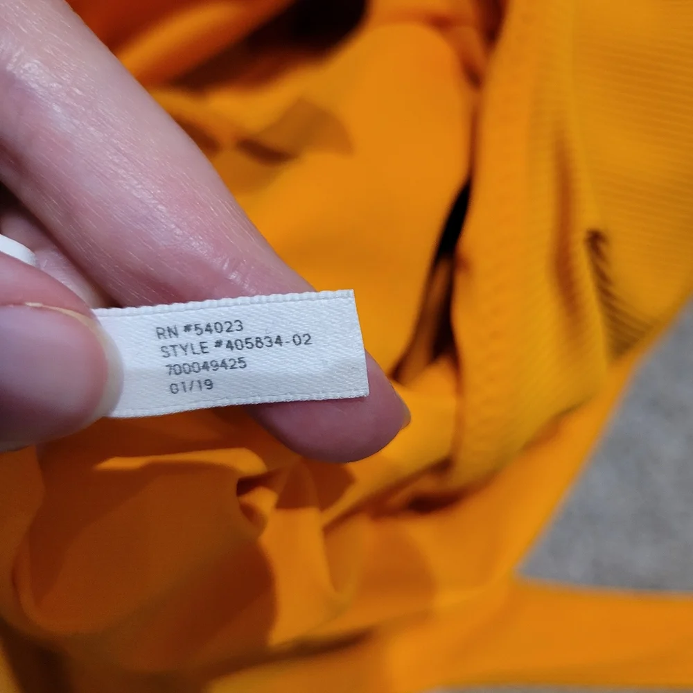 Athleta Cloudbreak‎ Orange Ribbed One-Piece Swimsuit